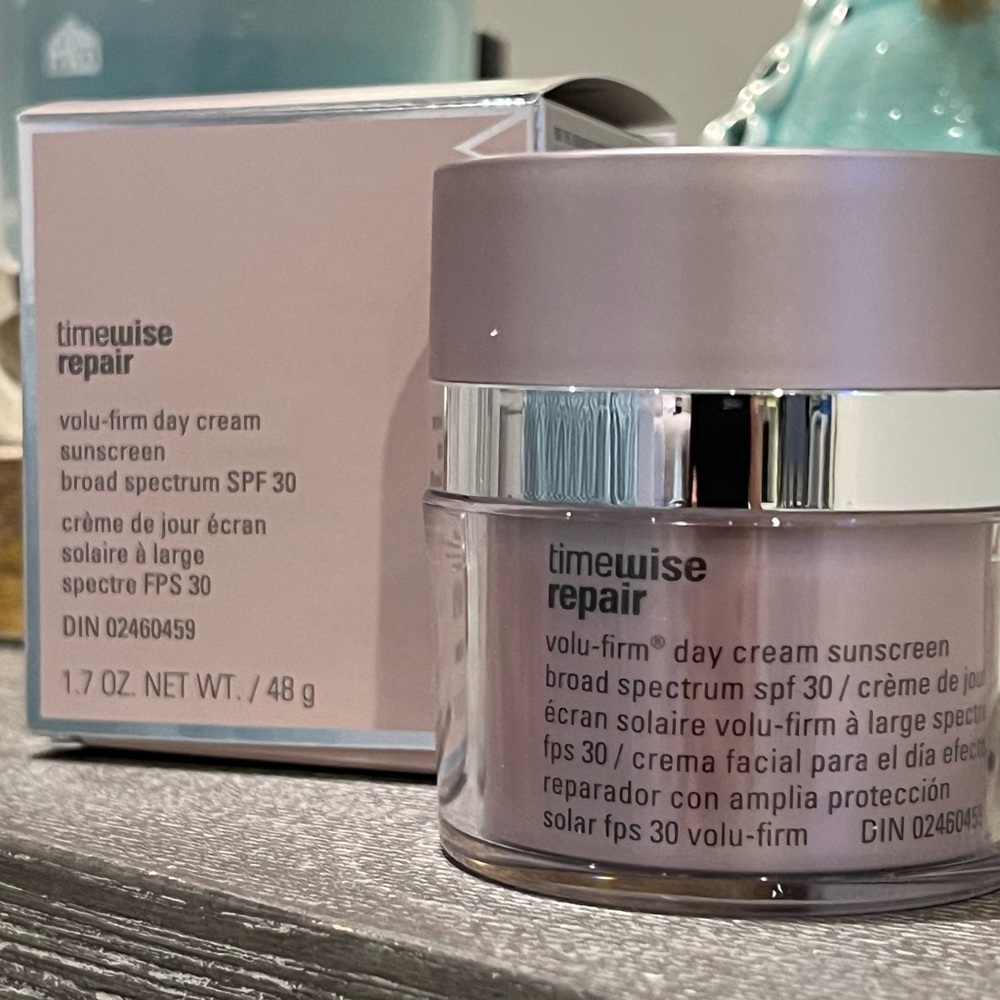 Mary Kay Day Cream